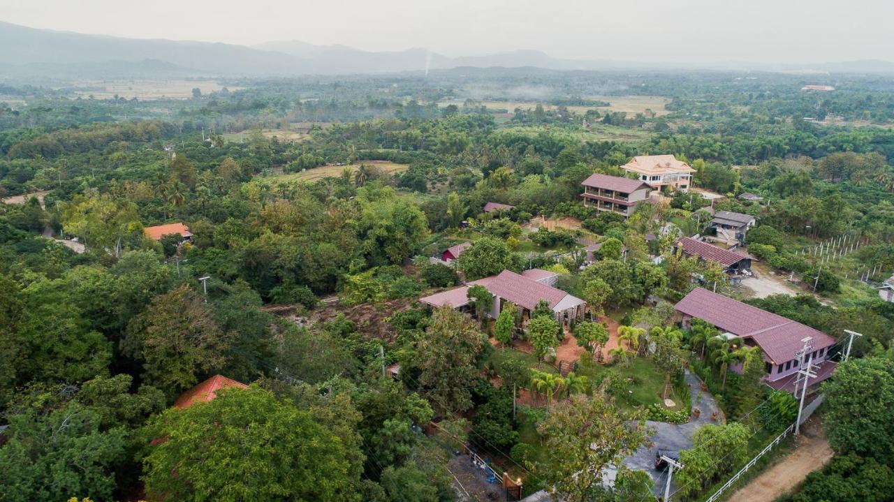 Thanburi Resort Chom Thong Exterior photo